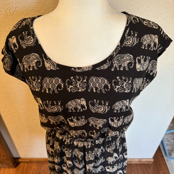 Maurice’s | Black w/ taupe elephant dress | Sz M - Picture 6 of 13